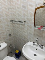 Elphardous Hotel