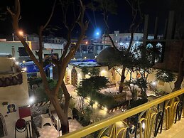 Elphardous Hotel