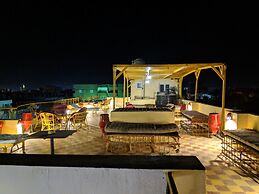 Elphardous Hotel