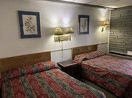 Travelers Inn