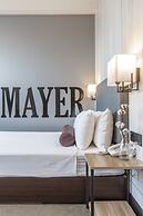 Mayer Inn