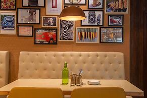 Bloom Boutique - Ranjit Avenue