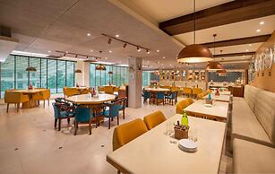 Bloom Boutique - Ranjit Avenue