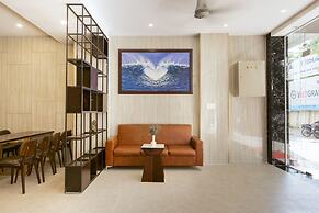 Golden Lotus Central Hotel