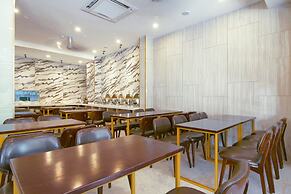 Golden Lotus Central Hotel