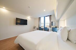BON Hotel