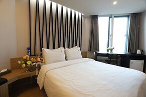 BON Hotel