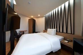 BON Hotel