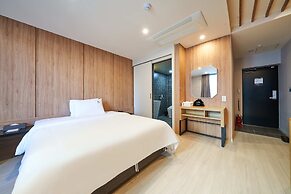 BON Hotel