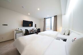 BON Hotel