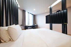 BON Hotel