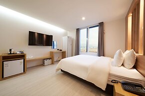 BON Hotel