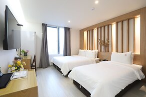BON Hotel