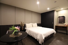 BON Hotel