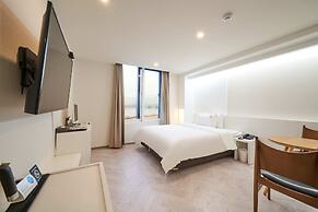 BON Hotel