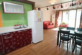 Gyeongju Raspberry Pension