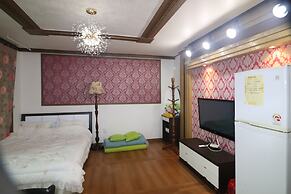 Gyeongju Raspberry Pension