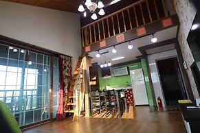 Gyeongju Raspberry Pension