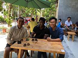 Lem's Apartment & Coffee