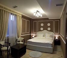 Hotel De Paris