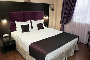 Hotel De Paris