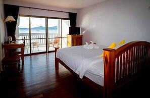 Jansom Beach Resort Ranong