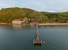 Jansom Beach Resort Ranong