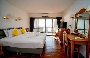 Jansom Beach Resort Ranong