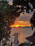 Jansom Beach Resort Ranong