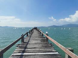 Jansom Beach Resort Ranong