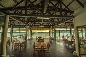Jansom Beach Resort Ranong