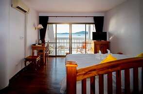 Jansom Beach Resort Ranong