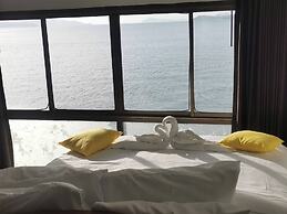 Jansom Beach Resort Ranong