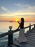 Jansom Beach Resort Ranong