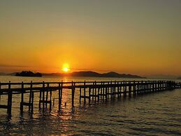 Jansom Beach Resort Ranong