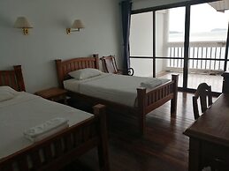 Jansom Beach Resort Ranong