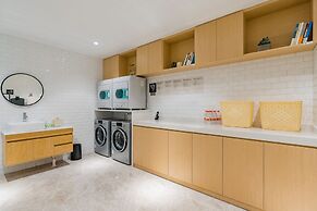 Atour Hotel Banqiao Nanjing