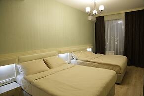 Full Comfort Apartment at Chavchavadze