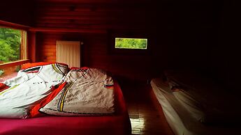 Dzajica Buk Rooms - Hostel