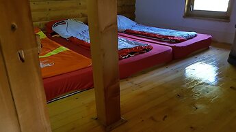 Dzajica Buk Rooms - Hostel