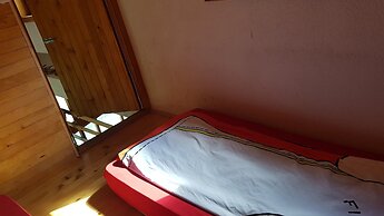Dzajica Buk Rooms - Hostel