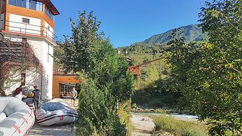 Dzajica Buk Rooms - Hostel