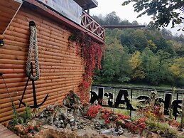 Dzajica Buk Rooms - Hostel