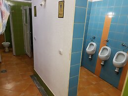 Dzajica Buk Rooms - Hostel