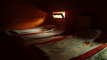 Dzajica Buk Rooms - Hostel