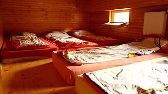 Dzajica Buk Rooms - Hostel