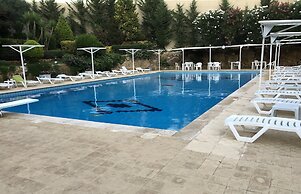 Splendid Valley & Sea View