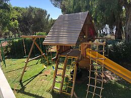 Splendid Valley & Sea View