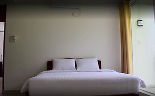 The Green' Apartments