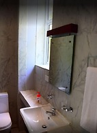 The Green' Apartments